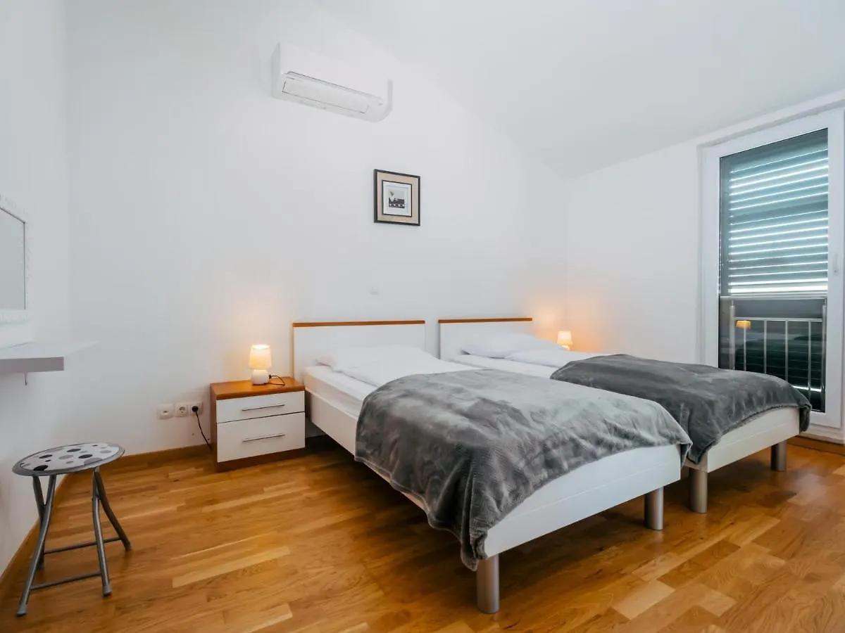 Apartment Jagoda Okrug Gornji Trogir